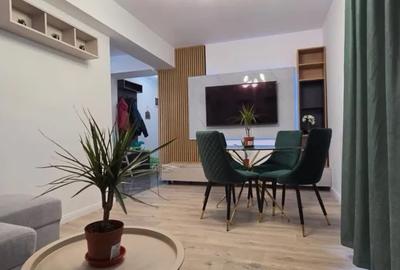 Apartament cu 2 camere decomandat în Titan