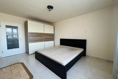 Apartament cu 2 camere semidecomandat, mobilat în Aradului