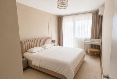 Apartament cu 2 camere semidecomandat, mobilat în Central