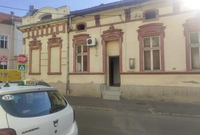 Spațiu comercial de vânzare – Ultracentral, Oradea-SC0141 - 1