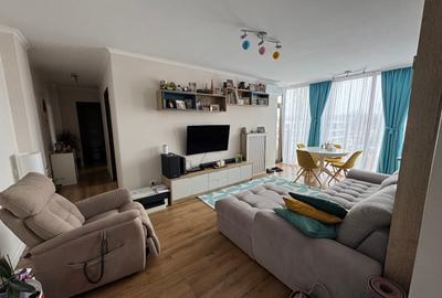 Apartament cu 3 camere decomandat, mobilat în Central