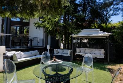 Vilă exclusivistă pe malul Lacului Snagov | Complet renovata | 2.950 mp teren - 36