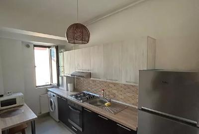 Apartament cu 3 camere decomandat, mobilat în Bucureștii Noi