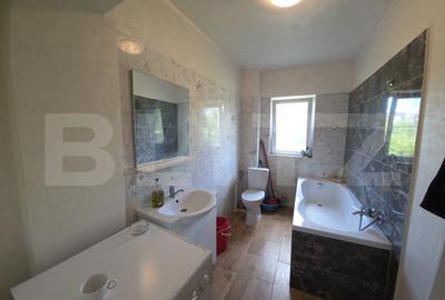 Apartament cu 3 camere decomandat, mobilat în Nord-Est