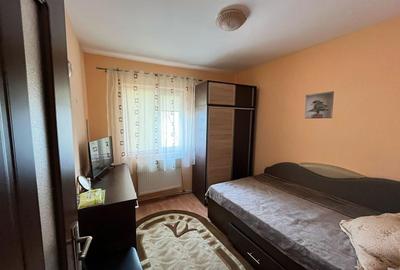 Apartament cu 3 camere, etaj 4, VASLUI zona CENTRU; - 4
