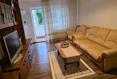 Apartament 3 camere decomandat etaj intermediar  Racadau - 2