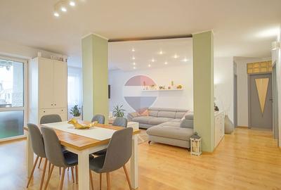 Apartament cu 4 camere decomandat în Centrul Civic