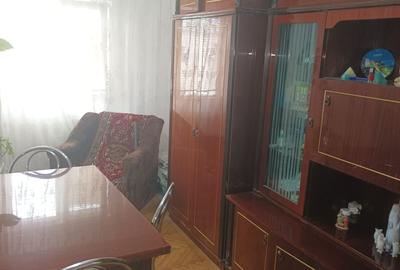 3 camere, mobilat și utilat - 14