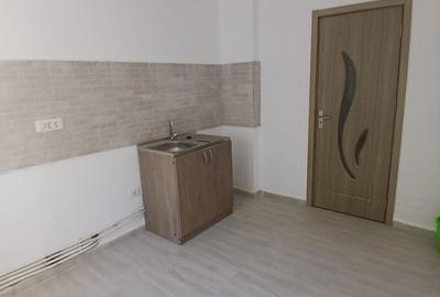 Apartament 3 camere, Piata Centrala, pretabil Birouri - 4