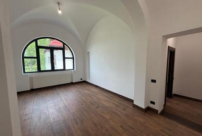 Apartament de vacanta ( AP 6 )- TVA 0% - Vila in stil Neo-Romanesc - 6