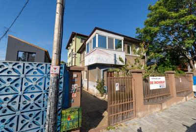 Casa / Vila cu 3 camere de inchiriat strada Pargarilor Stefan cel Mare - 29