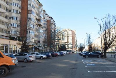 Spațiu comercial de închiriat pe b-dul Dacia,  fostul magazin "Adrian - 8