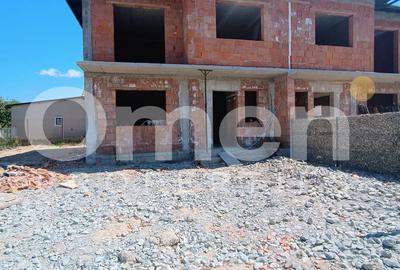 Duplex | La roșu | Zonă liniștită | Curte proprie - 1