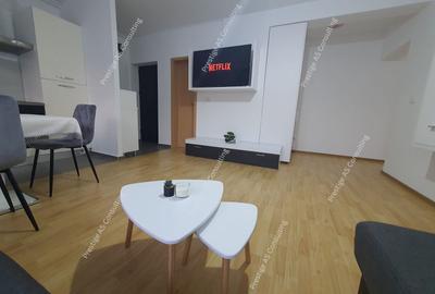 Închiriez apartament, 65mp, loc de parcare - 1