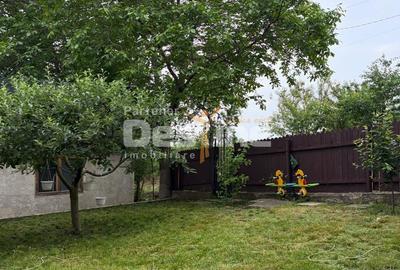 Casă de vânzare | Zona ARONEANU | 2 camere - 6