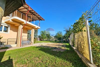 Vila tip duplex Banesti, 341 mp utili, garaj, vedere Caraiman - 20
