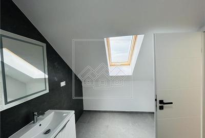 Ap finisat la cheie, 3 camere + pod, balcon - C. Arhitectilor - 9