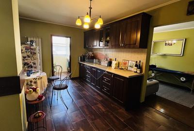 Apartament cu 3 camere de vânzare în zona Dragos Voda - 8
