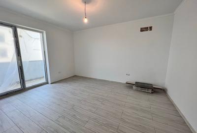 Apartament cu 2 camere decomandat în Giroc