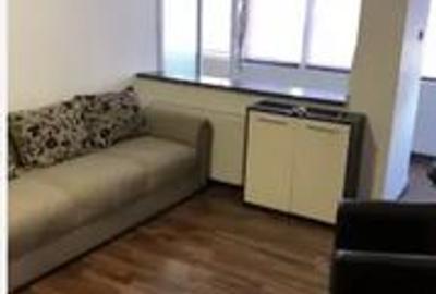 Apartament cu 2 camere semidecomandat în Vatra Luminoasă