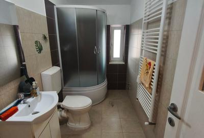 Chișoda casa 7 camere 1200 euro - 32