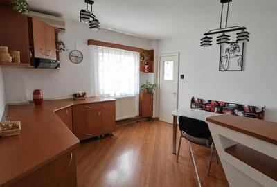 Apartament 4 camere 2 bai 3 balcoane zona Centrala - 10