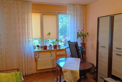 Apartament cu 3 camere decomandat în Ștrand