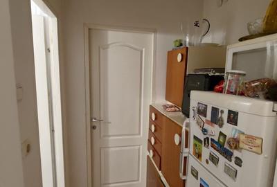 Apartament 2 camere Gemenii,etaj intermediar,mobilat-utilat,95000 Euro - 2