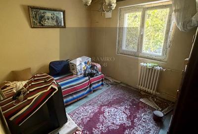 Apartament cu 2 camere semidecomandat în Berceni