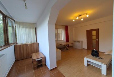 Apartament 2 Camere-Metrou Ialomitei - priveliste zona verde - 12
