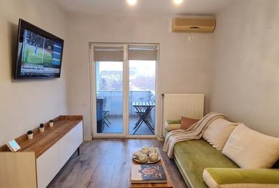 Apartament cu 2 camere decomandat, mobilat în Faleza Nord
