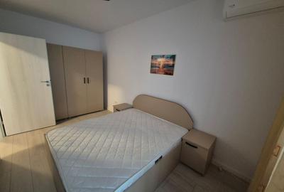 Apartament cu 2 camere decomandat, mobilat în Central