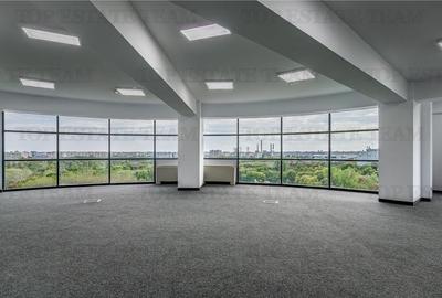 Spatiu comercial  cu view de inchiriat in Sector 3 - 4