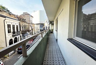 Eleganta urbana la Piata Unirii. O adresa, doua experiente de locuire - 52