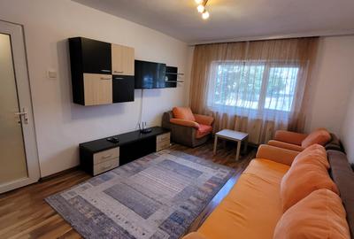 Apartament cu 2 camere decomandat în Sud