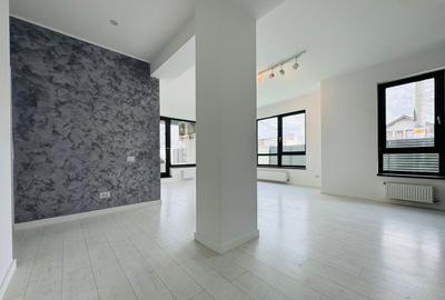 Apartament cu 3 camere decomandat, mobilat în Voluntari