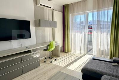 Apartament cu 2 camere semidecomandat, mobilat în Bună Ziua
