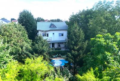 Casă individuală cu 6 camere în Bragadiru