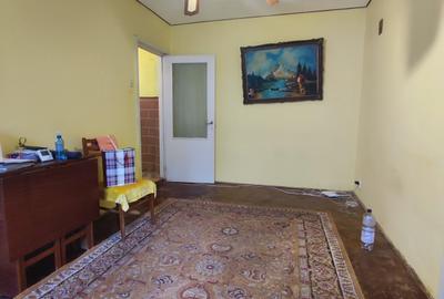 Apartament liber, et. 1, Scoala 8. Disponibil acum. - 1