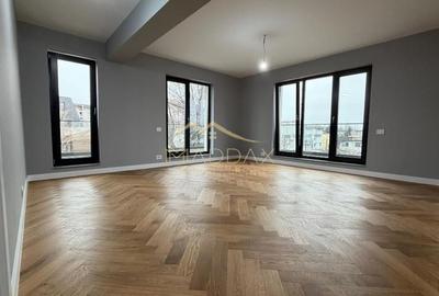 Apartament cu 3 camere decomandat în Herăstrău