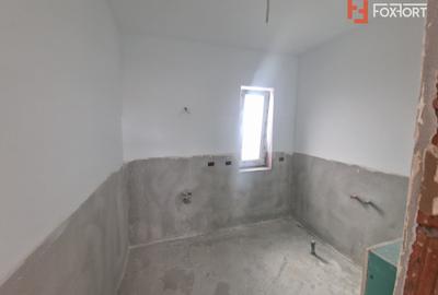 Duplex de vanzare cu 4 camere, cartier Europa, Mosnita Noua - 3