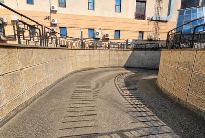 Spatiu 200 mpc de inchiriat in CITY CENTER Bacau – acces separat si parcare - 3