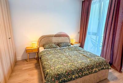 Apartament cu 2 camere semidecomandat, mobilat în Central