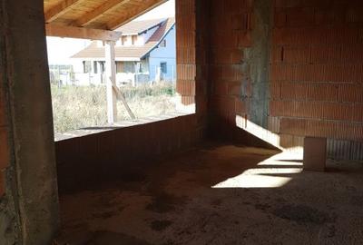 Vila la rosu - Sacalaz - 13