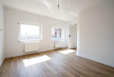Apartament cu 3 camere de vânzare ultracentral str. Vasile Alecsandri - 18
