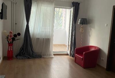 Închiriez apartament 2 camere Dristor - 7