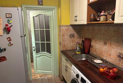 Apartament 3 camere decomandat Fetești – Metrou 1 Decembrie, 66 mp, etaj 1/4 - 1