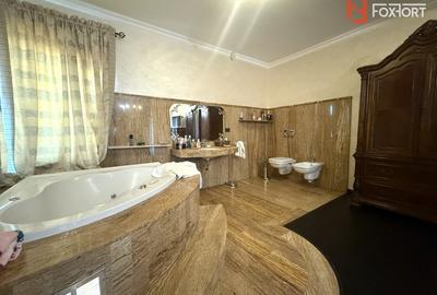COMISION 0% Casa individuala exclusivista cu 7 camere si piscina in Dumbravita - 4