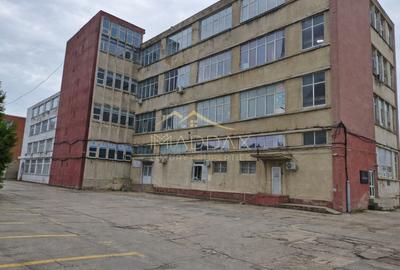 Birou, de 778 mp, în Obor