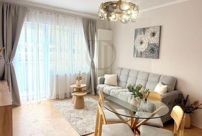 Apartament cu 3 camere semidecomandat în Florești